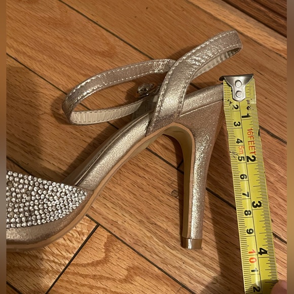 Stunning 4” silver jewel heels - Picture 4 of 5